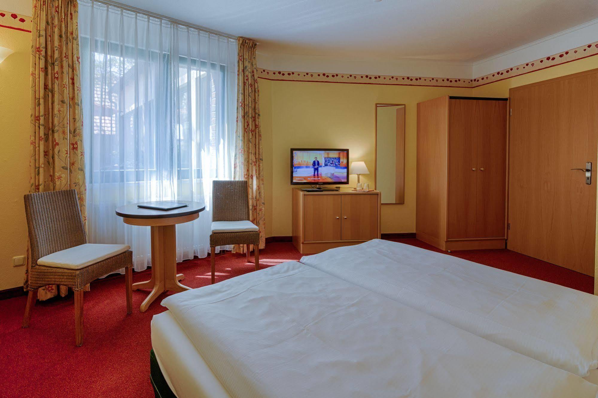 Hotel Garni Nussbaumhof Uckeritz Exterior photo